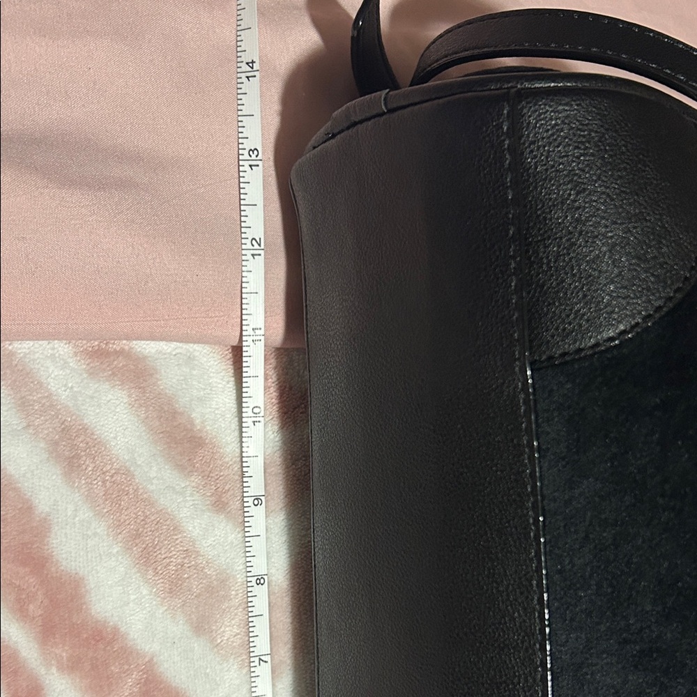 Juicy Couture Never a Dull Moment Hobo/satchel. - Picture 7 of 13